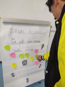 O mână de copii, o lume întreagă de speranță
